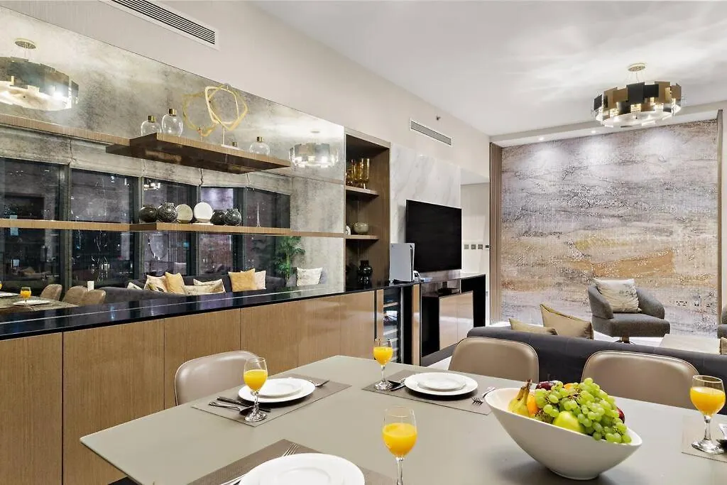 First Class 4Br Spacious Luxury Retreat Dubai Apartment
