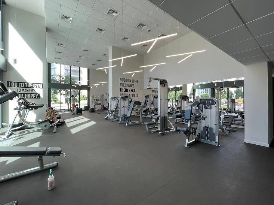 Apartment First Class 4Br Spacious Luxury Retreat Dubai United Arab Emirates