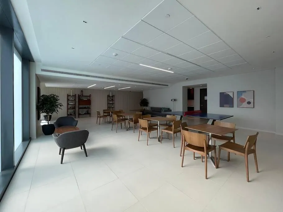 First Class 4Br Spacious Luxury Retreat Dubai Apartment