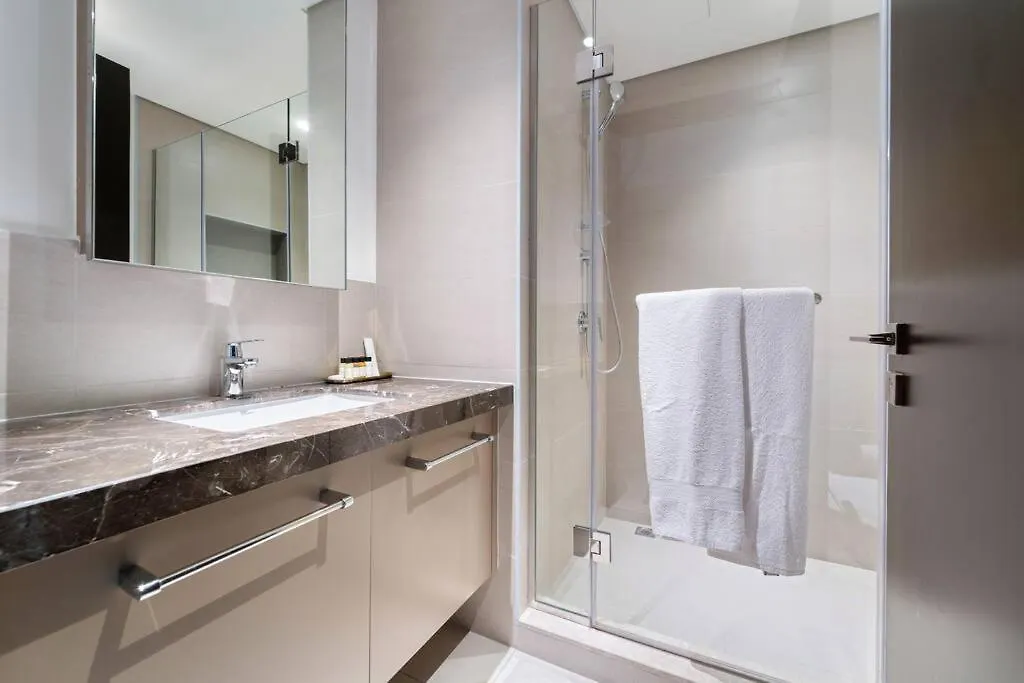 First Class 4Br Spacious Luxury Retreat Dubai Apartment
