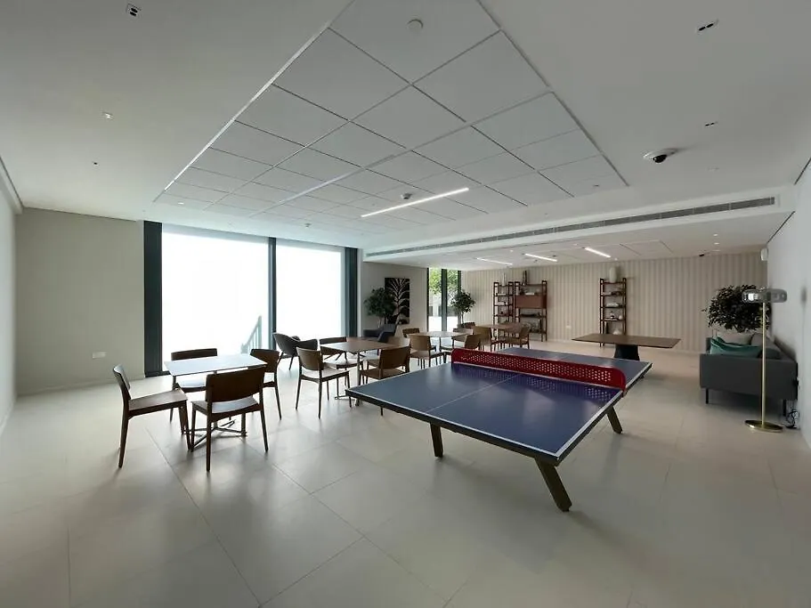 First Class 4Br Spacious Luxury Retreat Dubai Apartment
