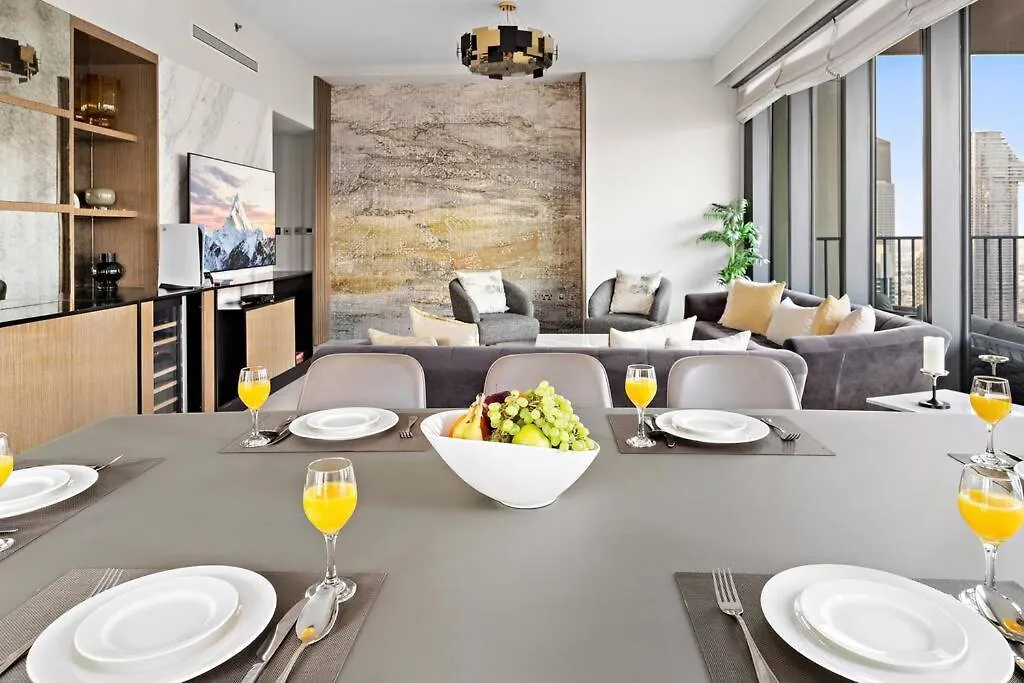 First Class 4Br Spacious Luxury Retreat Dubai Apartment
